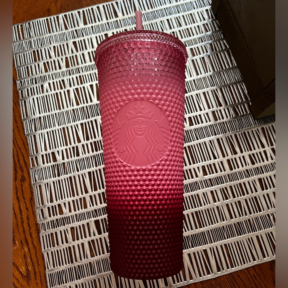 Starbucks Holiday 2022 Pink Blush ‘Waxberry’ Ombre Bling Studded Tumbler NEW